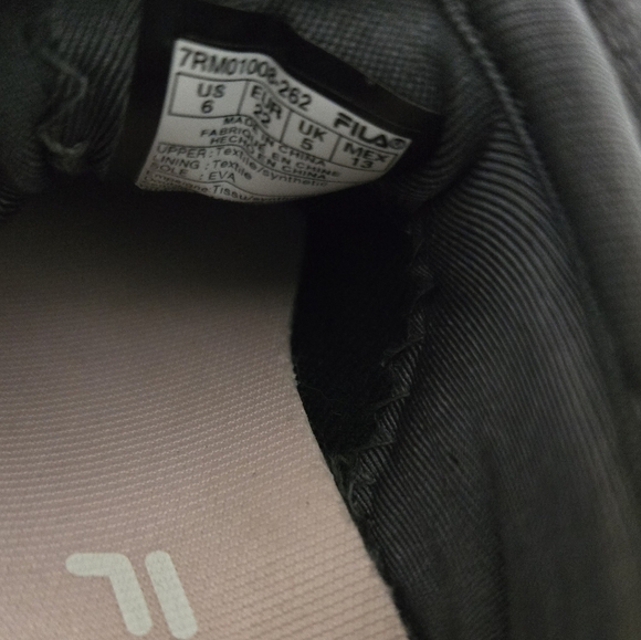 Fila Kid's Grey And Pink Sneakers 6C - Picture 3 of 5